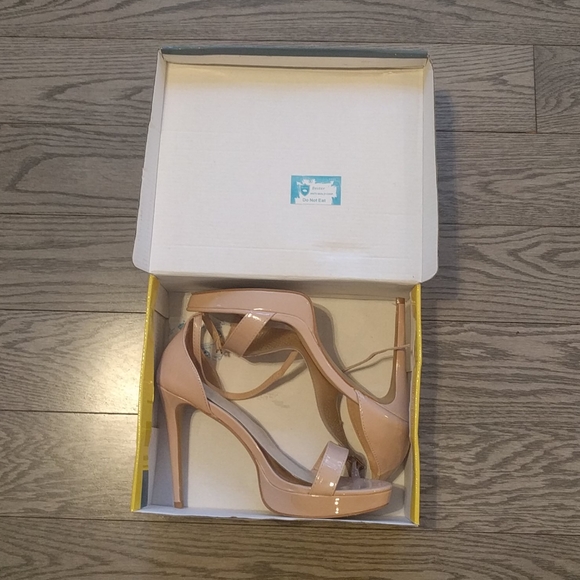 forever Shoes - Beautiful beige heels by forever🌸🌸🌸